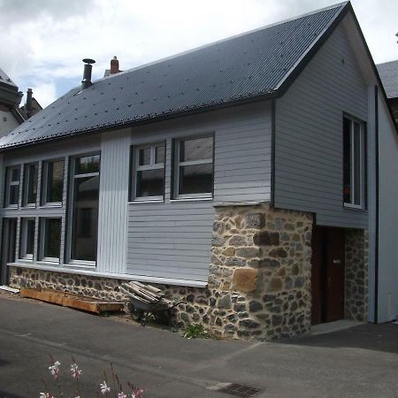 Gîte très lumineux Vernines Extérieur photo